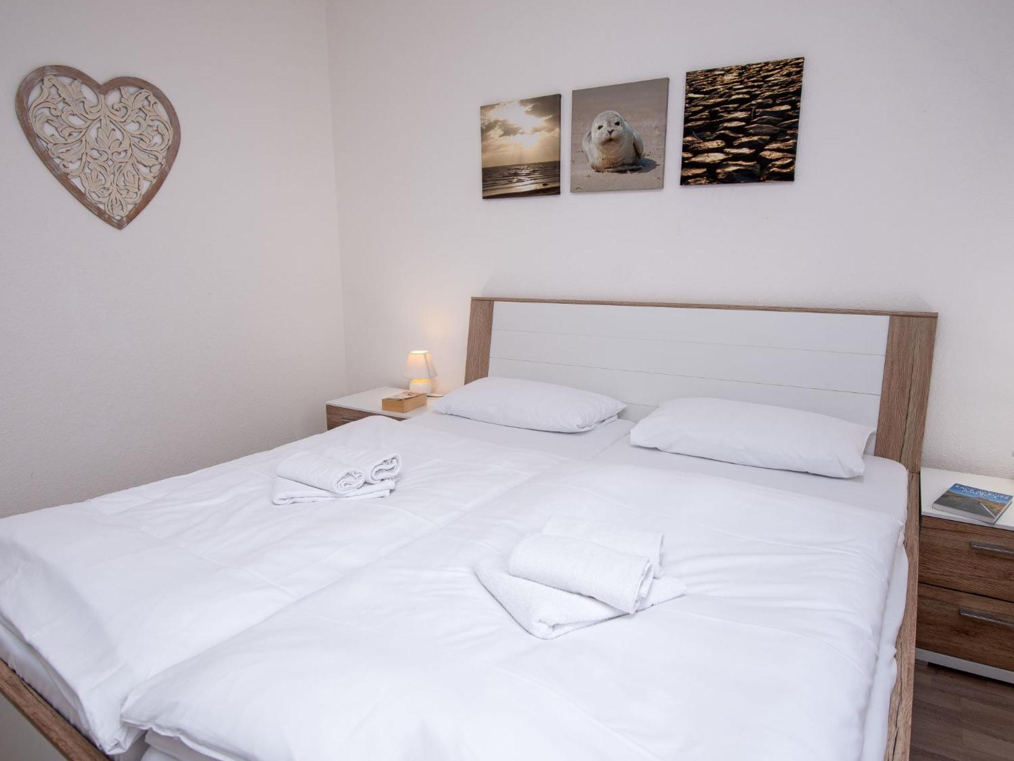 Holiday Home Sonnenschein By Interhome Norddeich  Extérieur photo